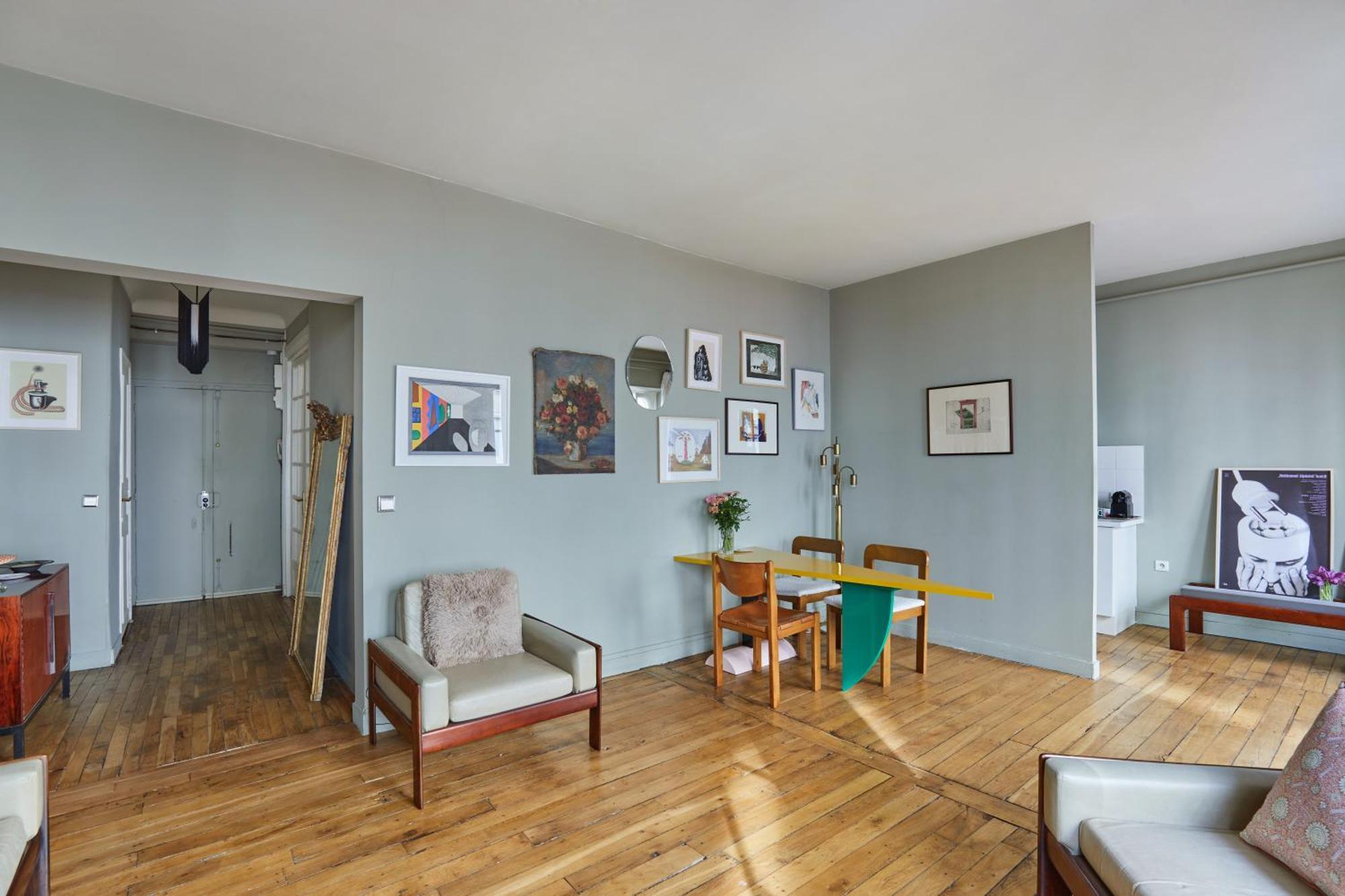 Appartement Charming 1br Rue Des Martyrs Parijs